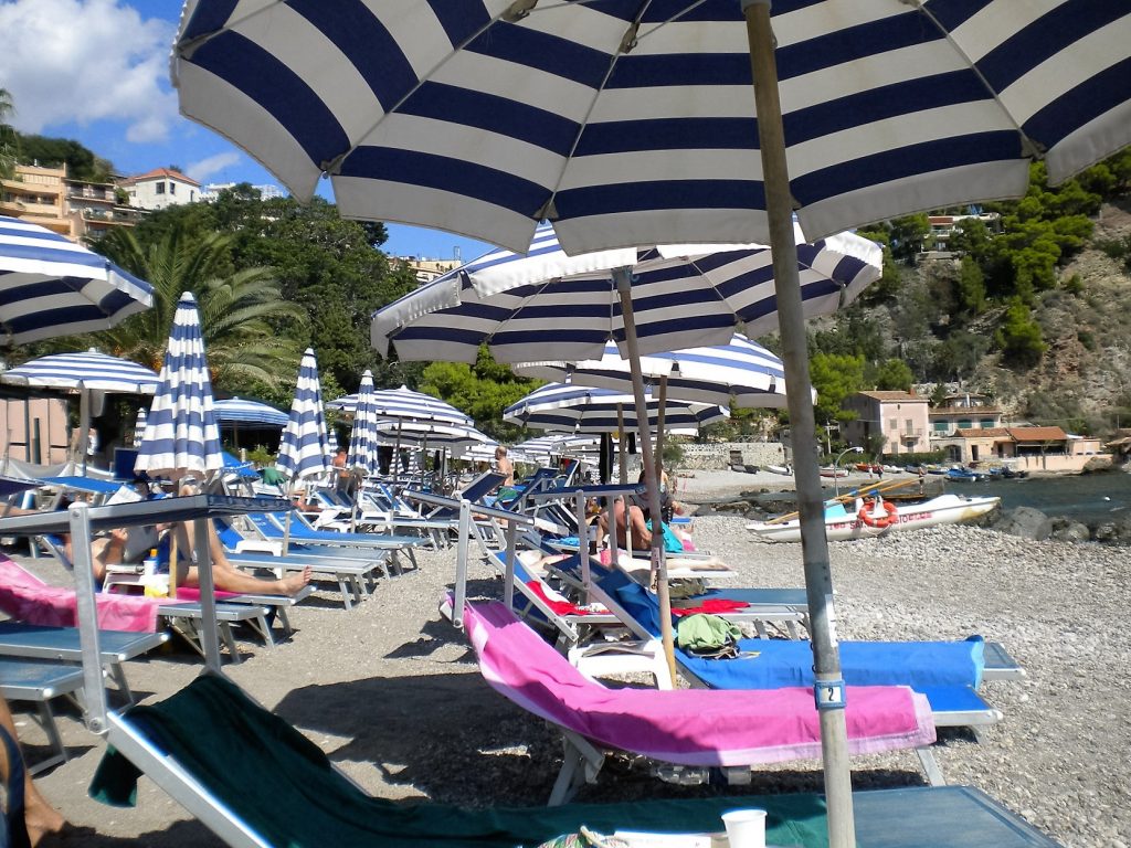 Taormina - Isola Bella 9 beach beds